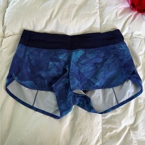 Lululemon Speed Up shorts dark blue patterned side 6